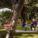 Phi Garden Area Eur 酒店