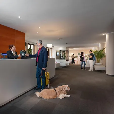 Area Hotel 4*