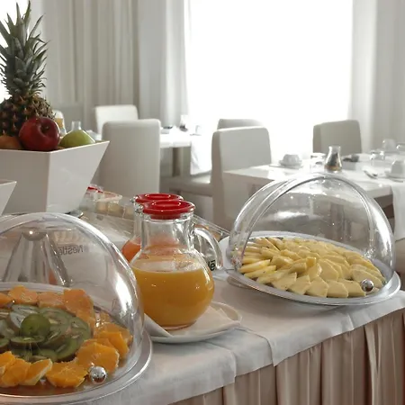 Phi Garden Area Eur Hotel