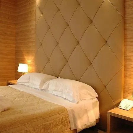 Area Hotel 4*