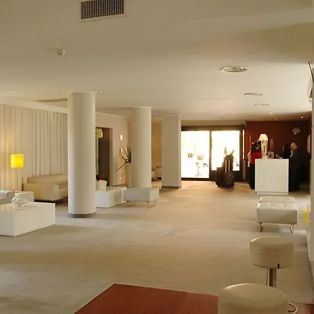 Hotel Area 4*