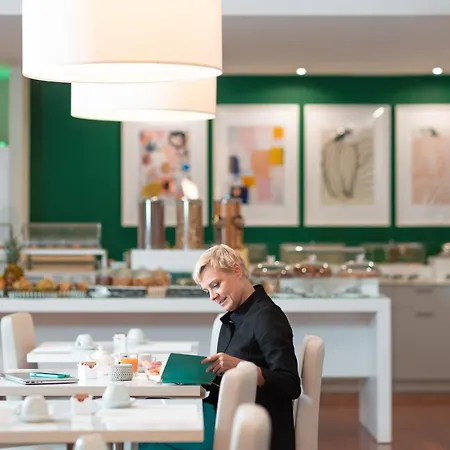 Phi Garden Area Eur 4* Rom