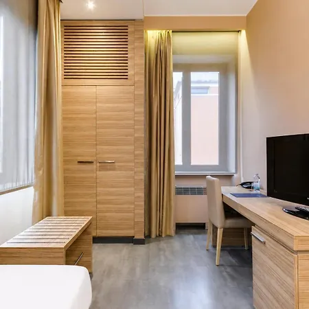 Phi Garden Area Eur Hotel 4*