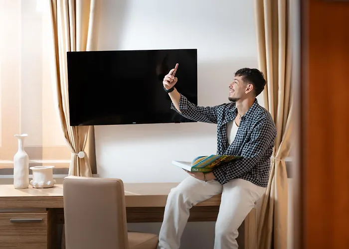 Phi Garden Area Eur Hotel