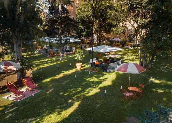 Phi Garden Area Eur Hotel 4*