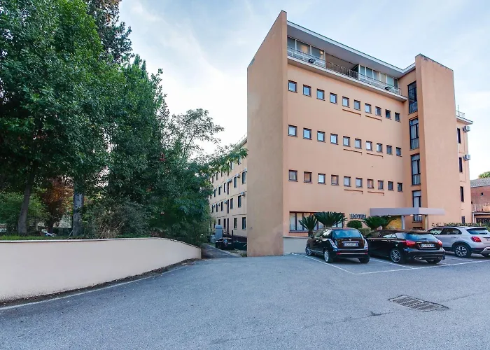 Hotel Phi Garden Area Eur 4*