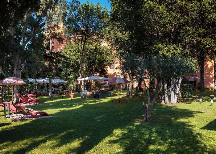 Phi Garden Area Eur Hotel 4*