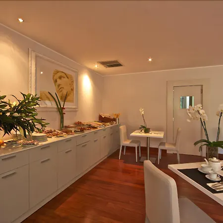 Hotel Phi Garden Area Eur Rome